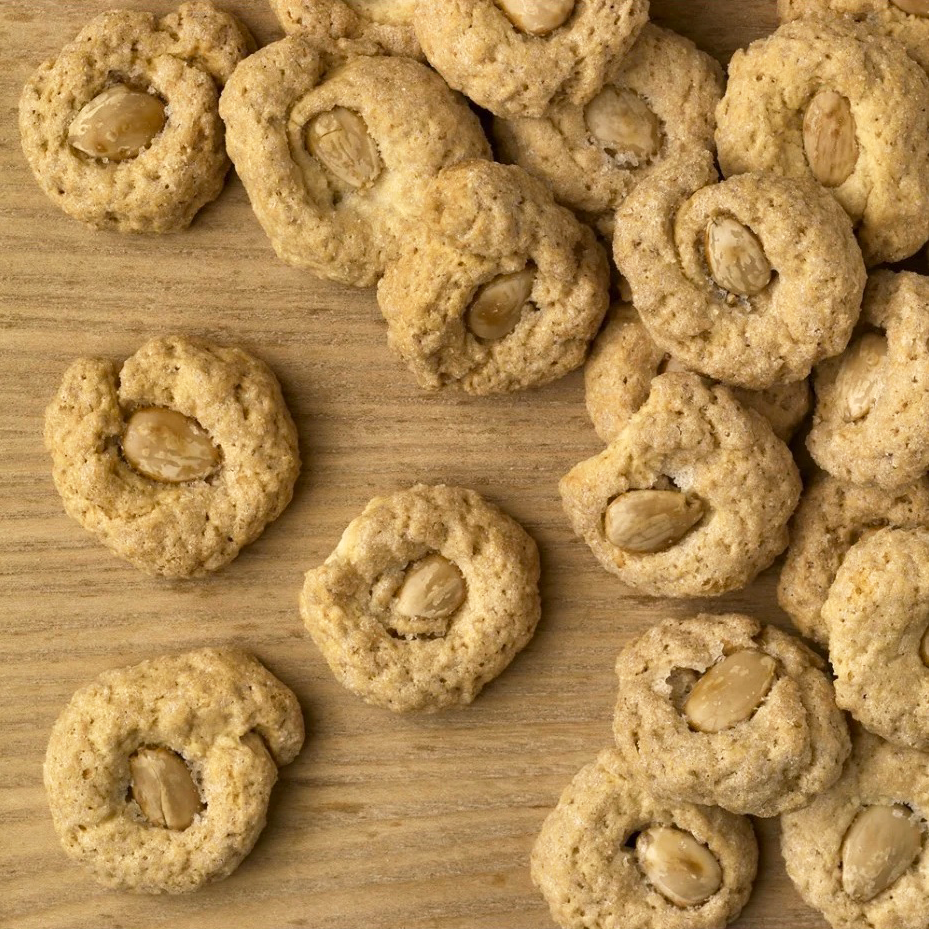 Danieli almond taralli