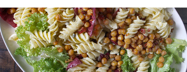 Pasta salad with crispy chickpeas